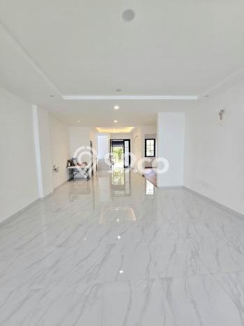 Rumah Elit LB 180m2 Siap Pakai Desain Elegan di Bintaro, Tangerang Selatan Rumah Elit LB 180m2 Siap Pakai Desain Elegan di Bintaro, Tangerang Selatan