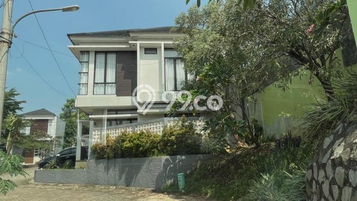 Jual Rumah Strategis Bagus Punya 4 KT di Pamulang Tangerang Selatan SHM Jual Rumah Strategis Bagus Punya 4 KT di Pamulang Tangerang Selatan SHM