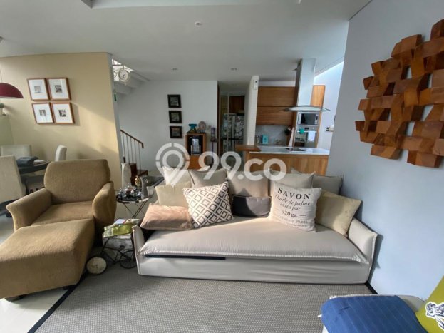 Jual Rumah Luas Elegan Dengan View Eksklusif di Mampang, Jakarta Selatan Jual Rumah Luas Elegan Dengan View Eksklusif di Mampang, Jakarta Selatan