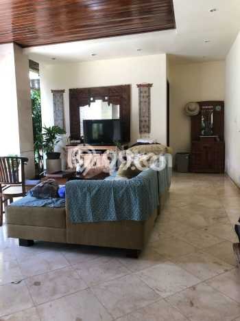 Dijual Vila di Kuta, Luas 600m2m², Area tenang untuk Anda Dijual Vila di Kuta, Luas 600m2m², Area tenang untuk Anda