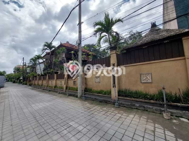 Vila Berkualitas Kawasan , Luas 455m2m², Kawasan Asri dan aman Vila Berkualitas Kawasan , Luas 455m2m², Kawasan Asri dan aman
