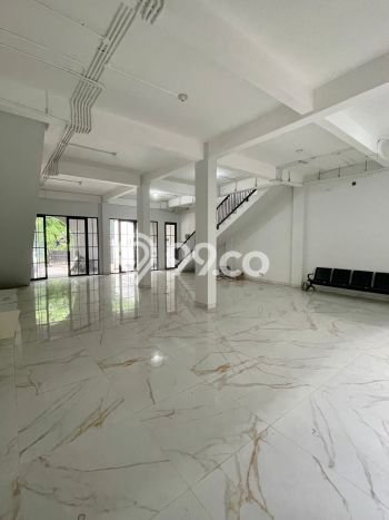 FOR RENT! Ruko di Dharma Husada Cocok untuk Bisnis 360m2 FOR RENT! Ruko di Dharma Husada Cocok untuk Bisnis 360m2