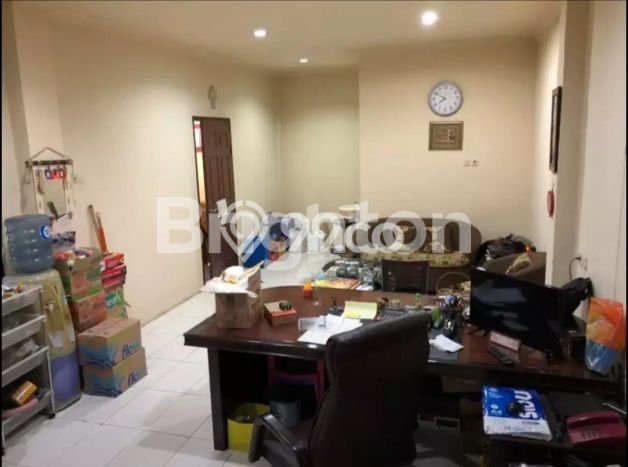 Unit Ruko Dijual di Tenggilis Mejoyo Surabaya 200m2 Unit Ruko Dijual di Tenggilis Mejoyo Surabaya 200m2