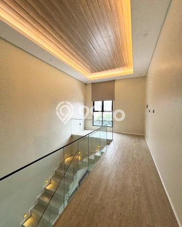 Dijual Rumah Mewah Megah Dengan View Eksklusif di Alam Sutera, Tangerang Dijual Rumah Mewah Megah Dengan View Eksklusif di Alam Sutera, Tangerang