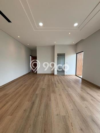 Hunian Mewah LB 428m2 Siap Huni Desain Elegan di BSD Green Wich, Tangerang Hunian Mewah LB 428m2 Siap Huni Desain Elegan di BSD Green Wich, Tangerang