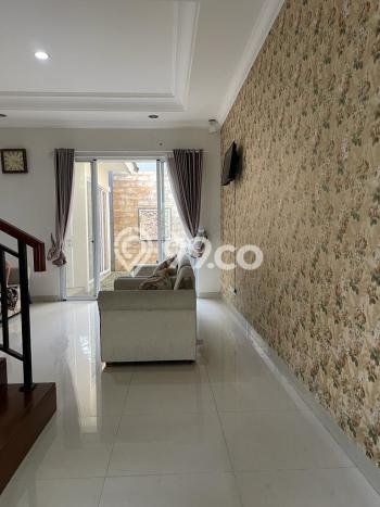 Rumah dengan Lokasi Strategis 3 KT di BSD, Tangerang Rumah dengan Lokasi Strategis 3 KT di BSD, Tangerang