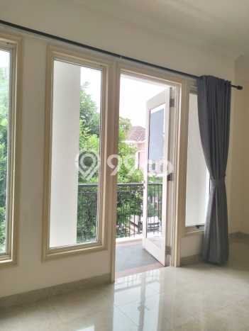 HARGA SPECIAL! Rumah Strategis lokasi Gading Serpong Pondok Hijau Golf, LT 153m² Bangunan 153m² HARGA SPECIAL! Rumah Strategis lokasi Gading Serpong Pondok Hijau Golf, LT 153m² Bangunan 153m²