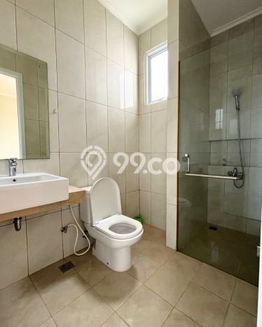 Hunian Mewah LB 144m2 Siap Huni Desain Elegan di BSD Eminent, Tangerang Hunian Mewah LB 144m2 Siap Huni Desain Elegan di BSD Eminent, Tangerang