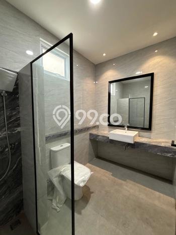Hunian Mewah LB 225m2 Siap Huni Desain Elegan di BSD The Icon, Tangerang Hunian Mewah LB 225m2 Siap Huni Desain Elegan di BSD The Icon, Tangerang