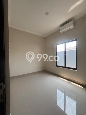 Rumah Modern 4 KT di Villa Melati Mas Tangerang Selatan Unfurnished Rumah Modern 4 KT di Villa Melati Mas Tangerang Selatan Unfurnished