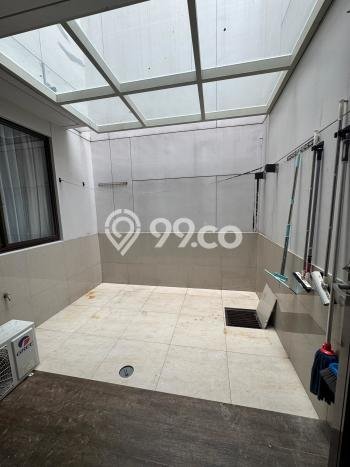 Rumah di , Tangerang, LT 153m2m² LB 279m2m² Rumah di , Tangerang, LT 153m2m² LB 279m2m²