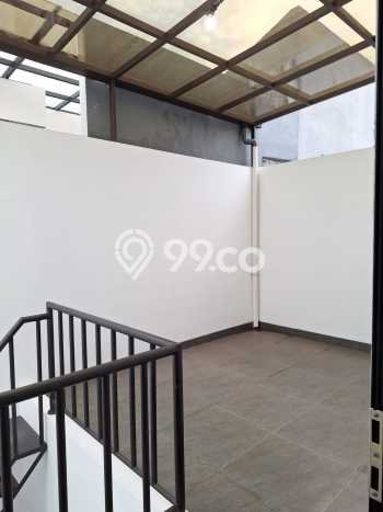 Rumah EXCLUSIVE di BSD The Icon, Tangerang, Luas 208m² Bangunan 275m² HARGA TERBAIK! Rumah EXCLUSIVE di BSD The Icon, Tangerang, Luas 208m² Bangunan 275m² HARGA TERBAIK!
