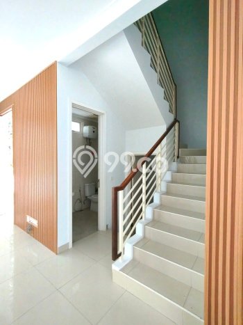 Disewakan! Rumah 3 Kamar Tidur &
3 Kamar Mandi di BSD City, Tangerang Disewakan! Rumah 3 Kamar Tidur &
3 Kamar Mandi di BSD City, Tangerang