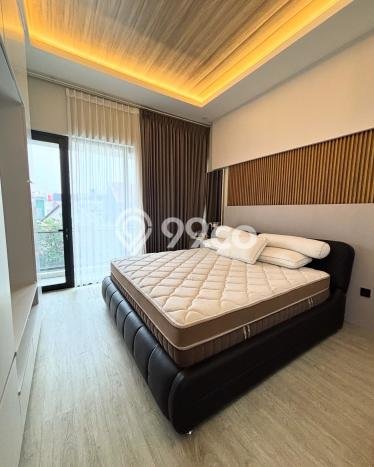 Dijual Rumah Mewah Megah Dengan View Eksklusif di Alam Sutera, Tangerang Dijual Rumah Mewah Megah Dengan View Eksklusif di Alam Sutera, Tangerang