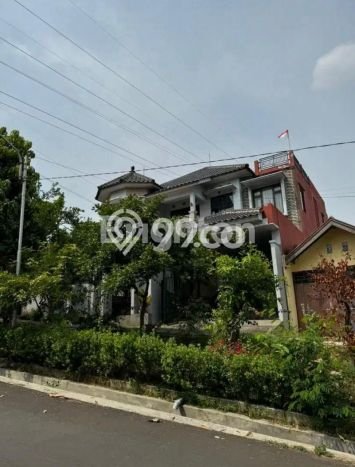 For Sale! Luxury House LT 256m2 Desain Modern di Jangli For Sale! Luxury House LT 256m2 Desain Modern di Jangli