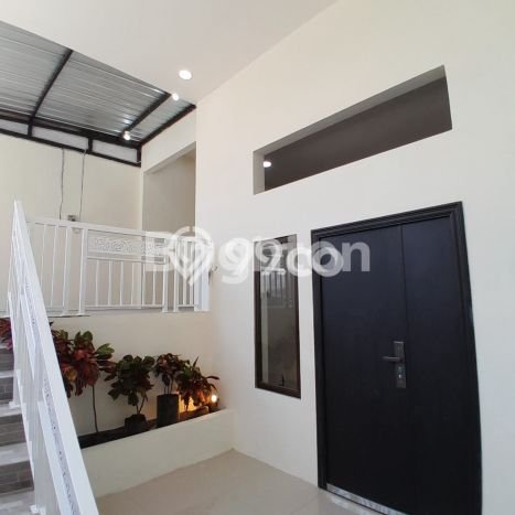 Dijual Hunian Rumah Nyaman 4 Kamar di Ngesrep, Semarang Dijual Hunian Rumah Nyaman 4 Kamar di Ngesrep, Semarang