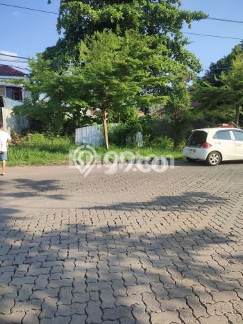 Lahan Strategis di Semarang Barat Dijual dengan Luas 585m2 Lahan Strategis di Semarang Barat Dijual dengan Luas 585m2