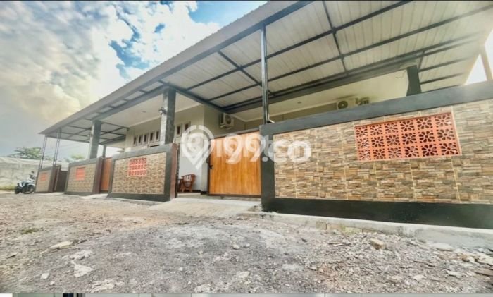 Unit Komersial Dijual di Gunung Pati Semarang Luas Bangunan 840m2 Unit Komersial Dijual di Gunung Pati Semarang Luas Bangunan 840m2