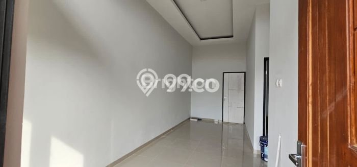 Rumah Modern Cantik 3 KT Bisa Langsung Pindah di Tembalang Rumah Modern Cantik 3 KT Bisa Langsung Pindah di Tembalang
