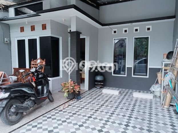 Rumah Minimalis LB/LT 70m2/70m2 Siap Huni di Bangetayu Wetan, Semarang Rumah Minimalis LB/LT 70m2/70m2 Siap Huni di Bangetayu Wetan, Semarang