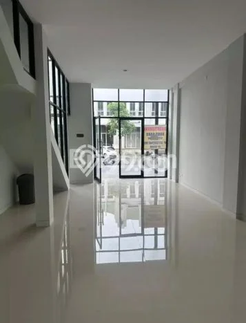 Ruko bagus disewakan di Tembalang Semarang dengan LB 135m2 harga sewa terbaik Ruko bagus disewakan di Tembalang Semarang dengan LB 135m2 harga sewa terbaik