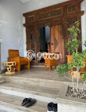For Sale! Luxury House LT 256m2 Desain Modern di Jangli For Sale! Luxury House LT 256m2 Desain Modern di Jangli