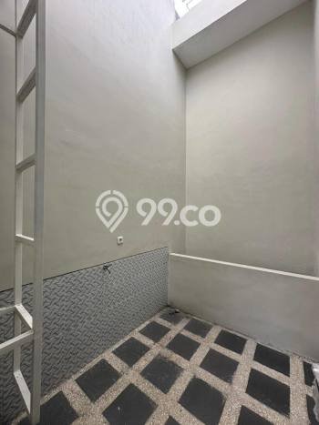 Rumah Minimalis 3 KT di Mulyosari Surabaya Unfurnished Rumah Minimalis 3 KT di Mulyosari Surabaya Unfurnished