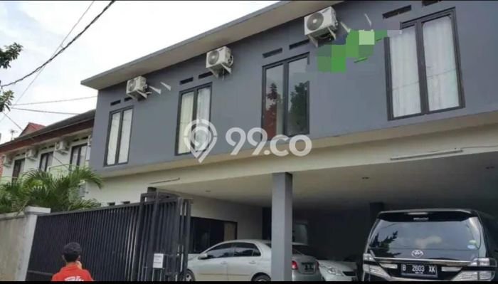 Area Ramai! Komersial Dijual di Beji untuk Bisnis Luas Bangunan 1310m2 Area Ramai! Komersial Dijual di Beji untuk Bisnis Luas Bangunan 1310m2
