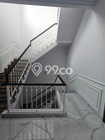 For Sale Rumah 4 Kamar Lokasi Ideal Bagus dan Strategis di Jagakarsa For Sale Rumah 4 Kamar Lokasi Ideal Bagus dan Strategis di Jagakarsa