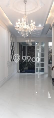 For Sale! Luxury House LT 107m2 Desain Elegan di Kebagusan For Sale! Luxury House LT 107m2 Desain Elegan di Kebagusan