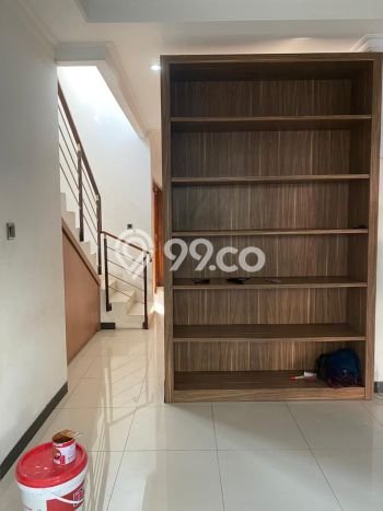 Rumah Elit Modern Tanpa Renovasi di Mampang Jakarta Selatan Rumah Elit Modern Tanpa Renovasi di Mampang Jakarta Selatan