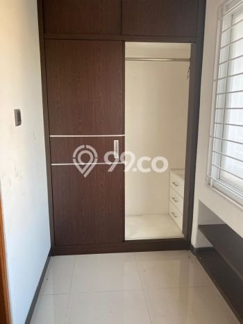 Rumah Elit Modern Tanpa Renovasi di Mampang Jakarta Selatan Rumah Elit Modern Tanpa Renovasi di Mampang Jakarta Selatan
