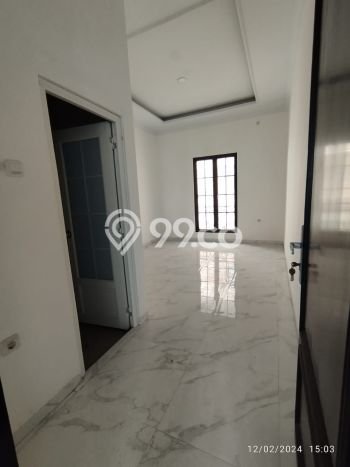 Dijual Rumah Premium dengan Fasilitas Sekitar Lengkap di Jagakarsa, Jakarta Selatan Dijual Rumah Premium dengan Fasilitas Sekitar Lengkap di Jagakarsa, Jakarta Selatan
