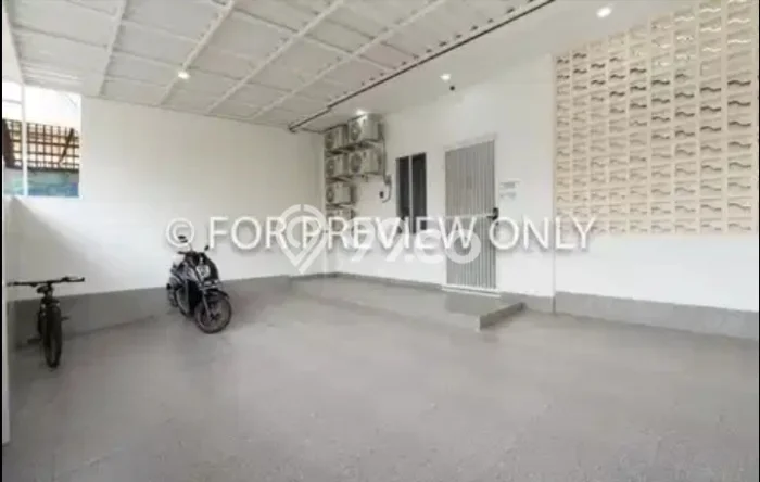 Kost Dijual di Tomang dengan 20 KT dan Luas 250m2 Kost Dijual di Tomang dengan 20 KT dan Luas 250m2