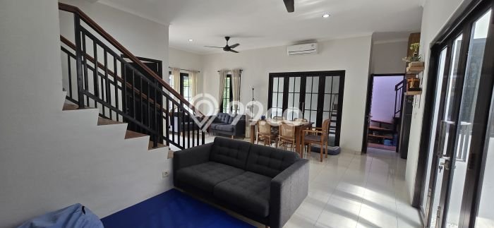 Jual Rumah Mewah Megah Dengan View Cantik di BSD, Tangerang Jual Rumah Mewah Megah Dengan View Cantik di BSD, Tangerang