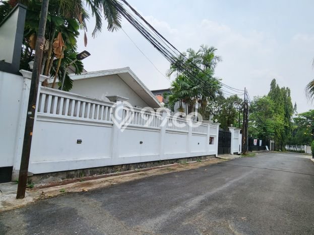 Rumah Elit LB 500m2 Siap Huni Desain Elegan di Kemang, Jakarta Selatan Rumah Elit LB 500m2 Siap Huni Desain Elegan di Kemang, Jakarta Selatan