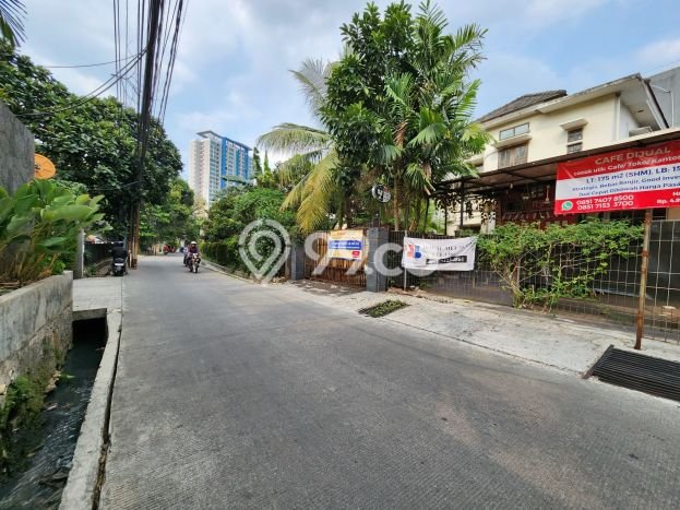 Dijual Rumah Mewah Exclusive di Cilandak, Jakarta Selatan Dijual Rumah Mewah Exclusive di Cilandak, Jakarta Selatan