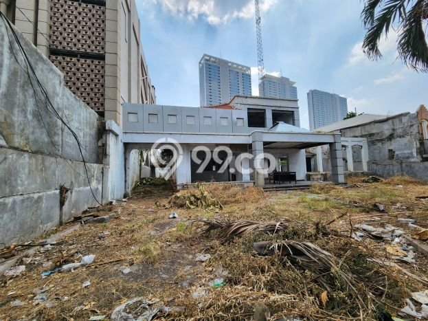 Hunian Mewah LB 450m2 Siap Huni Desain Elegan di Cikini, Jakarta Pusat Hunian Mewah LB 450m2 Siap Huni Desain Elegan di Cikini, Jakarta Pusat