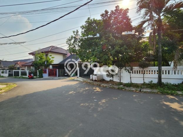 Dijual Cepat Rumah Favorit Siap Huni LB 270m2 di Ciputat Timur, Tangerang Selatan Dijual Cepat Rumah Favorit Siap Huni LB 270m2 di Ciputat Timur, Tangerang Selatan