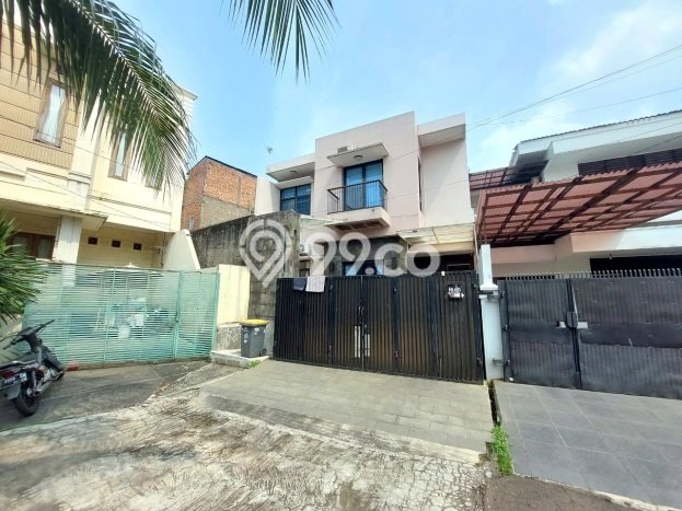 Rumah Luxury Modern Siap Huni di Duren Tiga Jakarta Selatan Rumah Luxury Modern Siap Huni di Duren Tiga Jakarta Selatan
