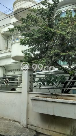 Jual Rumah Luas Megah Dengan View Cantik di Petojo, Jakarta Pusat Jual Rumah Luas Megah Dengan View Cantik di Petojo, Jakarta Pusat