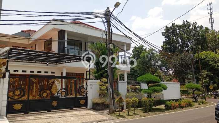 Rumah Elit LB 500m2 Siap Pakai Desain Elegan di Pondok Indah, Jakarta Selatan Rumah Elit LB 500m2 Siap Pakai Desain Elegan di Pondok Indah, Jakarta Selatan