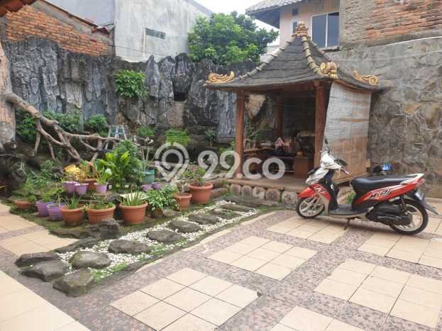 For Sale Rumah Mewah Exclusive di Ciracas, Jakarta Timur For Sale Rumah Mewah Exclusive di Ciracas, Jakarta Timur