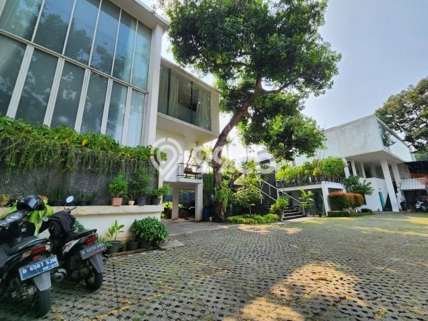 Hunian Super Mewah dengan Akses Paling Strategis di Kemang, Jakarta Selatan Hunian Super Mewah dengan Akses Paling Strategis di Kemang, Jakarta Selatan