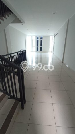 Ruko Dijual Lokasi Emas di Bekasi Barat Luas 239m2 Ruko Dijual Lokasi Emas di Bekasi Barat Luas 239m2