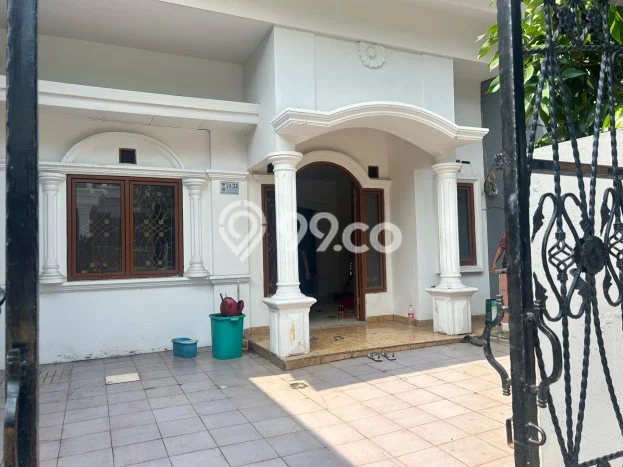Rumah sewa siap pakai 5 KT di Harapan Indah, Bekasi Rumah sewa siap pakai 5 KT di Harapan Indah, Bekasi