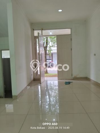 Sewa Rumah Murah di Summarecon Bekasi Bekasi dengan 4 Kamar Tidur Sewa Rumah Murah di Summarecon Bekasi Bekasi dengan 4 Kamar Tidur