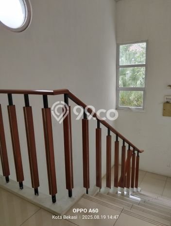 Sewa Rumah Murah di Summarecon Bekasi Bekasi dengan 4 Kamar Tidur Sewa Rumah Murah di Summarecon Bekasi Bekasi dengan 4 Kamar Tidur