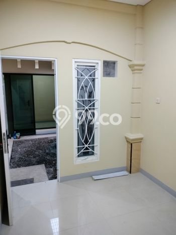 Disewakan Rumah Murah di Harapan Indah Bekasi dengan 8 Kamar Tidur Disewakan Rumah Murah di Harapan Indah Bekasi dengan 8 Kamar Tidur