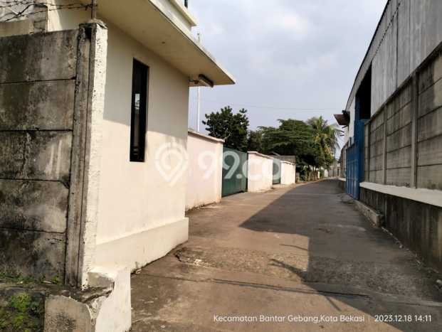 Disewakan Gudang di Kawasan Ramai Narogong Luas 3000m2 Disewakan Gudang di Kawasan Ramai Narogong Luas 3000m2